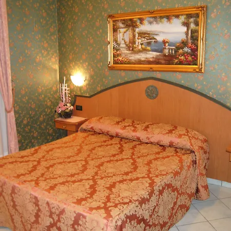 Hotel Nespolo D'oro Lariano