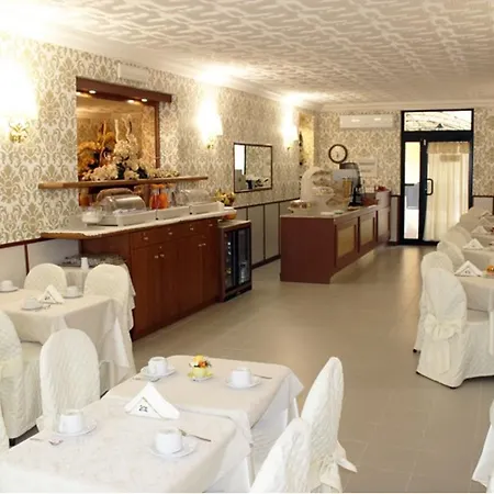 Nespolo D'oro 3*